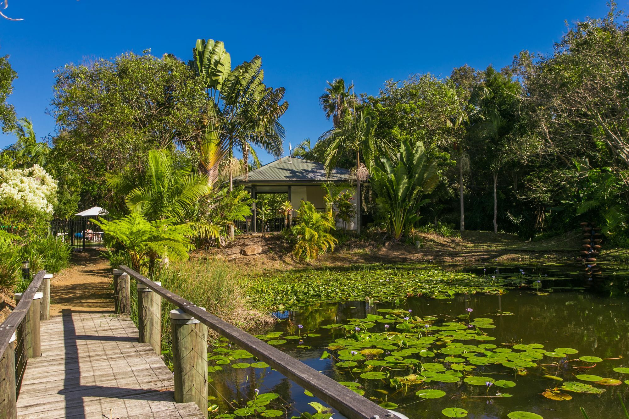 Byron Lakeside Holiday Apartments Byron Bay Exterior foto